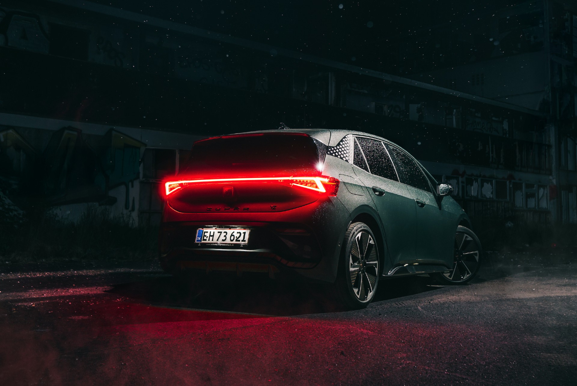 CUPRA Born VZ i farven dark forest