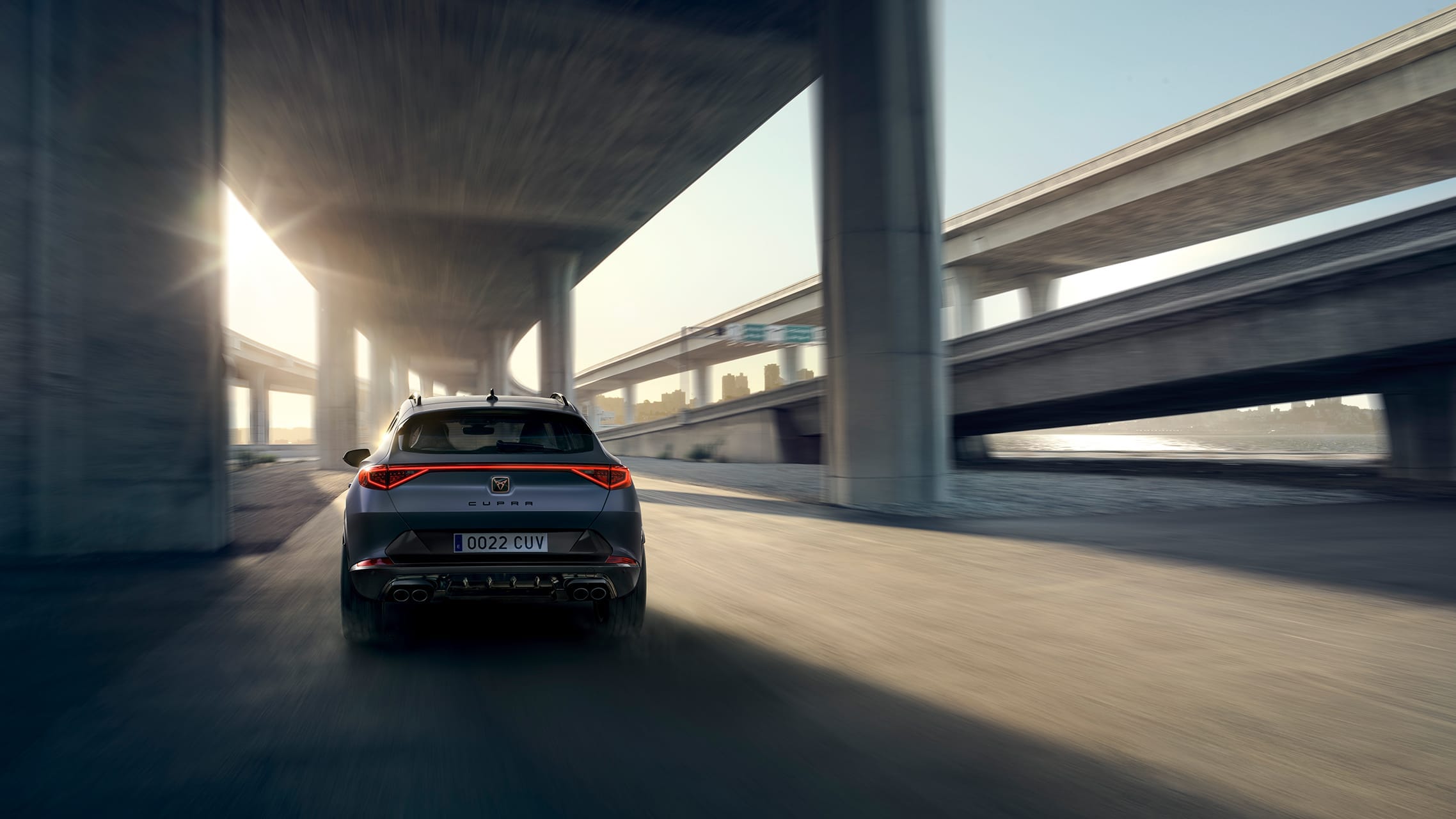 cupra connect bilsikkerhed rapporterer dine detaljer og placering til CUPRA-centret i tilfælde af sammenbrud eller mindre nedbrud